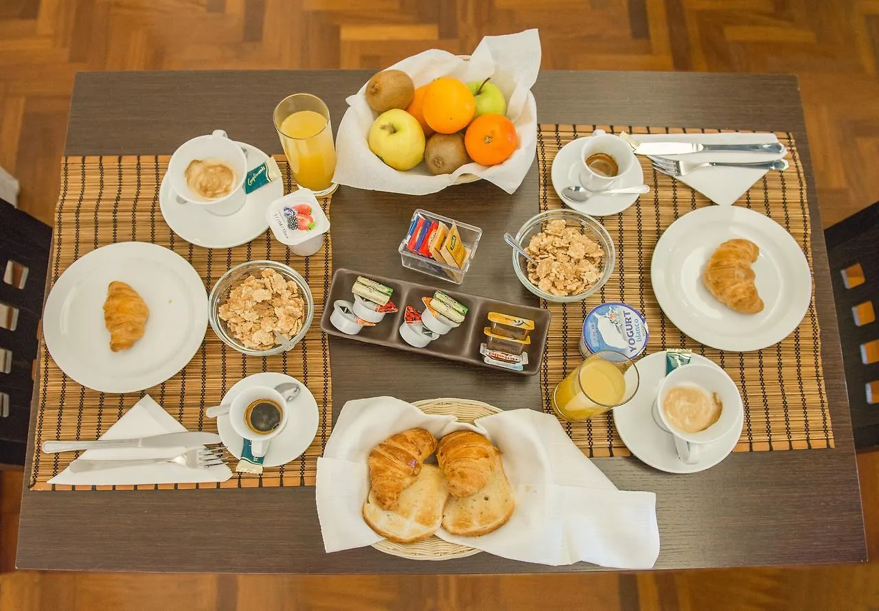 B&B Chiaia 32 Naples